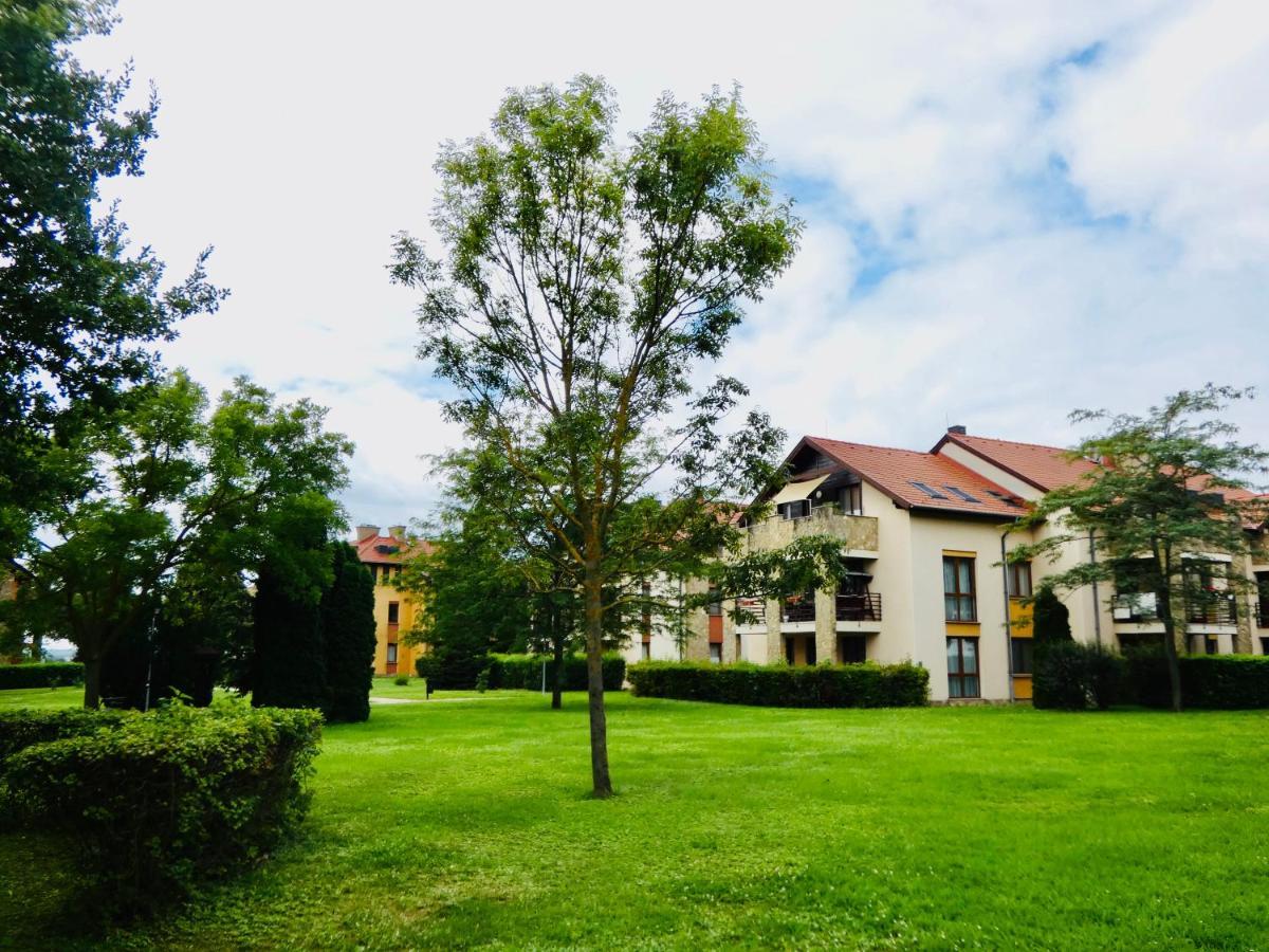 Fortuna Golf Apartman Buk Luaran gambar